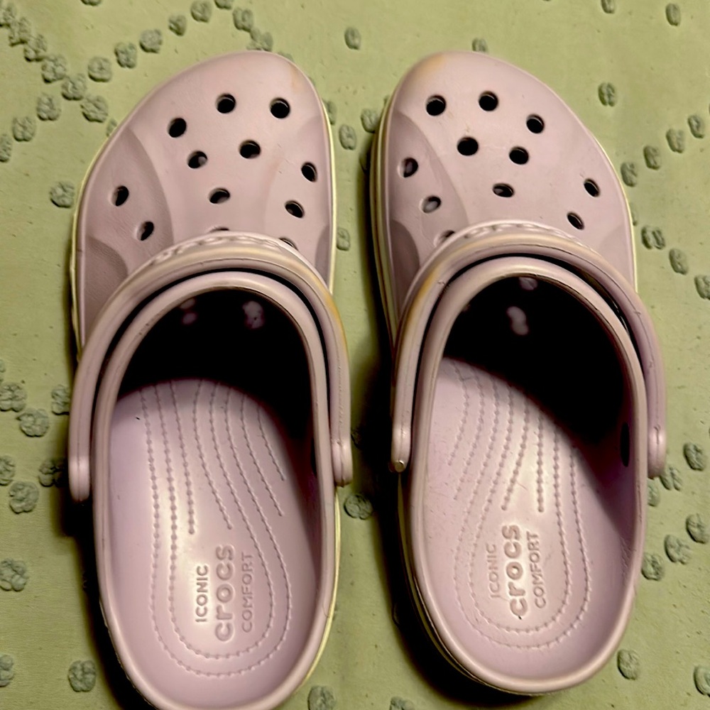 Crocs